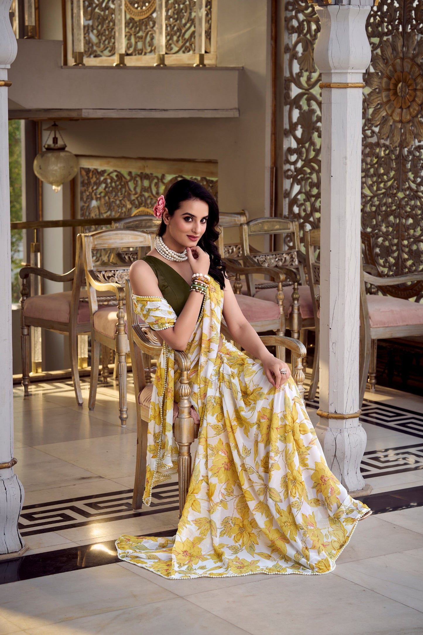 Women’s Floral Printed Saree with Sleeveless Blouse – Elegant Party & Festive Wear